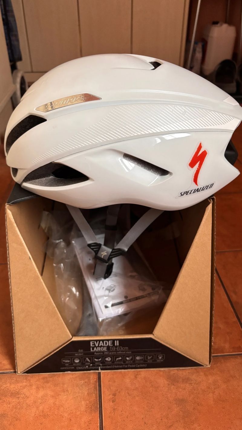 Prodám helmu Specialized S-works Evade 2 ve velikosti 59-63 cm