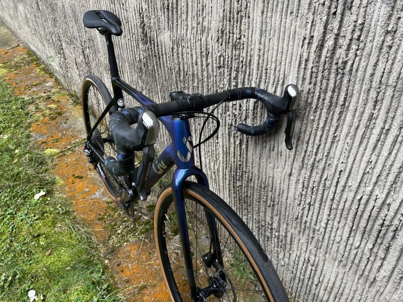 cyklokrosové kole Giant Liv vel M shimano Di2
