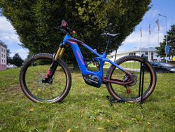 Haibike Hybe 11, karbon, Bosch CX Race, vel. S, plna zaruka, najeto 600km, puvodni cena 250tis