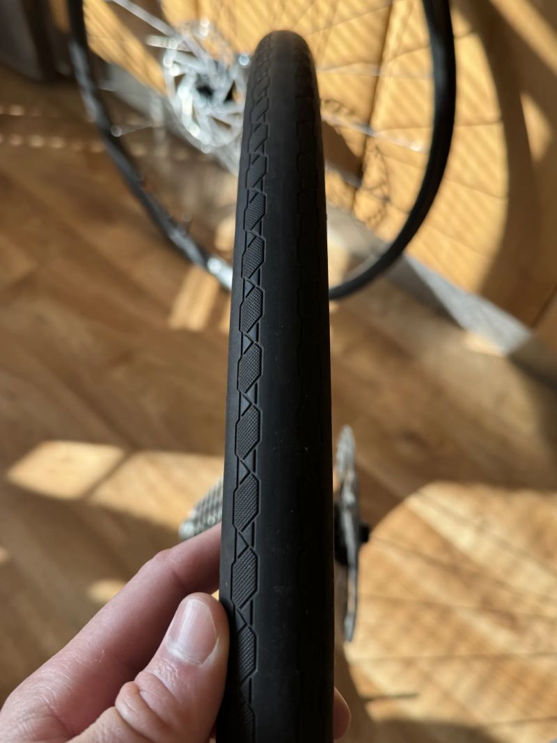 Giant P-X2 (pár zapletených kod)