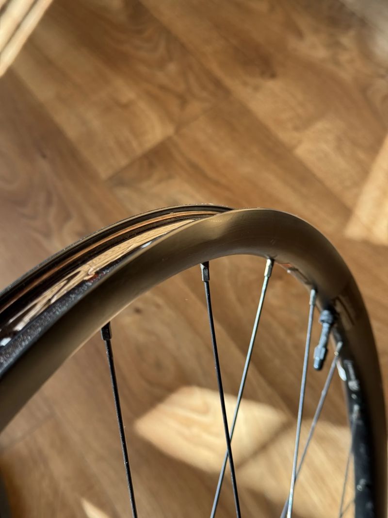 Giant P-X2 (pár zapletených kod)