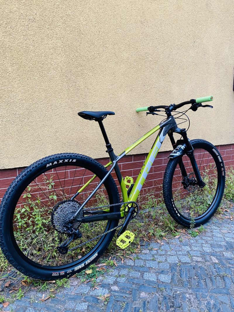 Trek Procaliber 8 Power Surge/Mercury Horské kolo