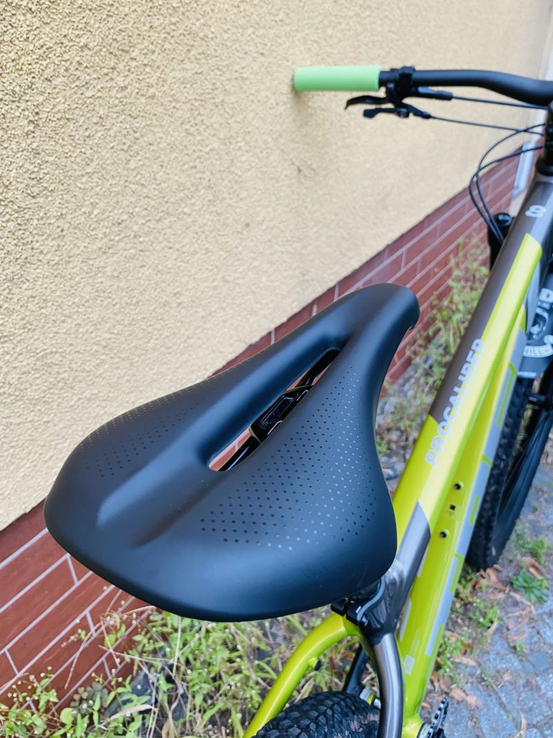 Trek Procaliber 8 Power Surge/Mercury Horské kolo