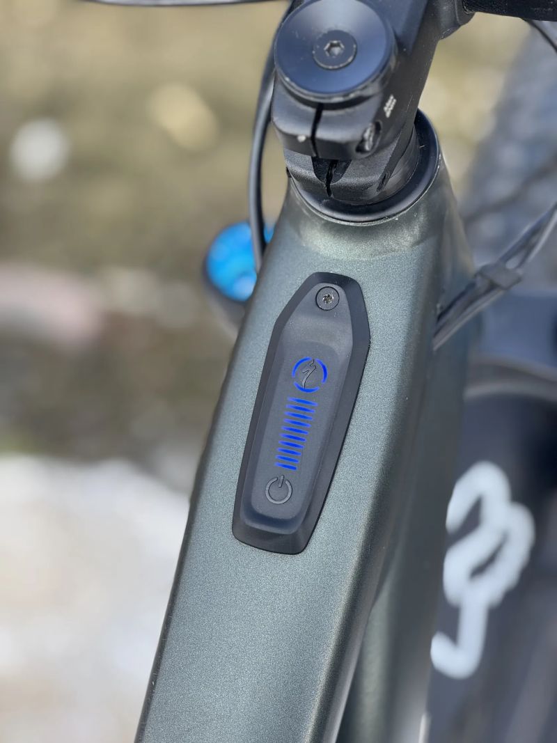 Specialized turbo levo comp 2021 2100km najeto