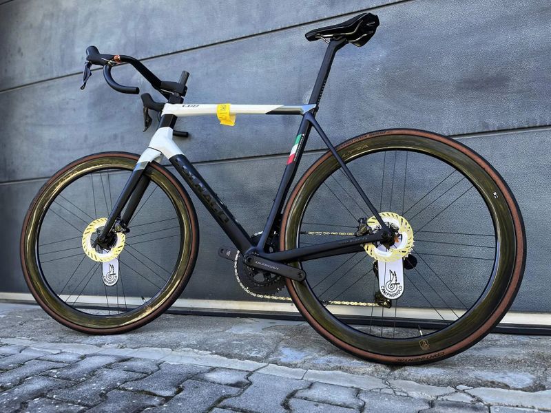 Colnago C68 Disc (NOVÉ)