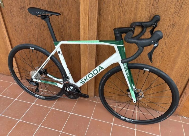 SUPERIOR X-ROAD 9.3 - ŠKODA - karbonový speciál - SHIMANO 2 x 12 - vel. 56 cm (L) - NOVÉ