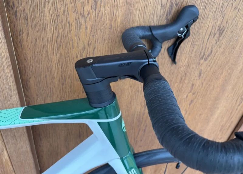 SUPERIOR X-ROAD 9.3 - ŠKODA - karbonový speciál - SHIMANO 2 x 12 - vel. 56 cm (L) - NOVÉ