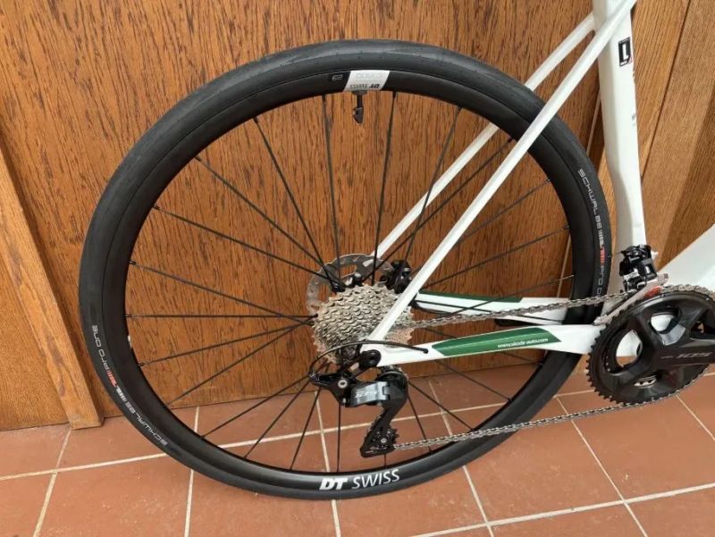 SUPERIOR X-ROAD 9.3 - ŠKODA - karbonový speciál - SHIMANO 2 x 12 - vel. 56 cm (L) - NOVÉ