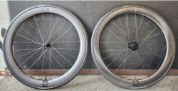 Prodám nová karbonová kola Giant SR 1 50 disc