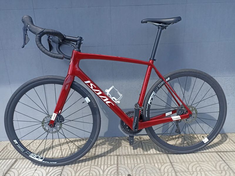 Isaac Vitron Lava Red