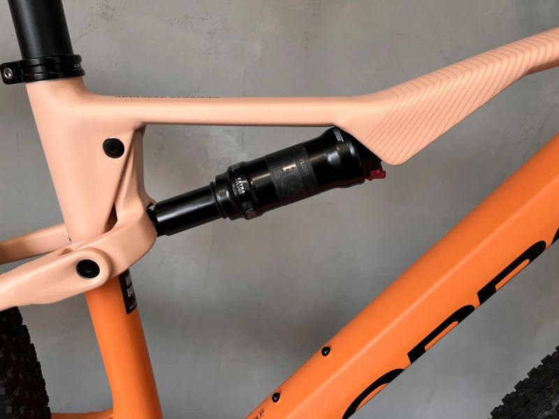 ORBEA OIZ H30 Apricot Orange