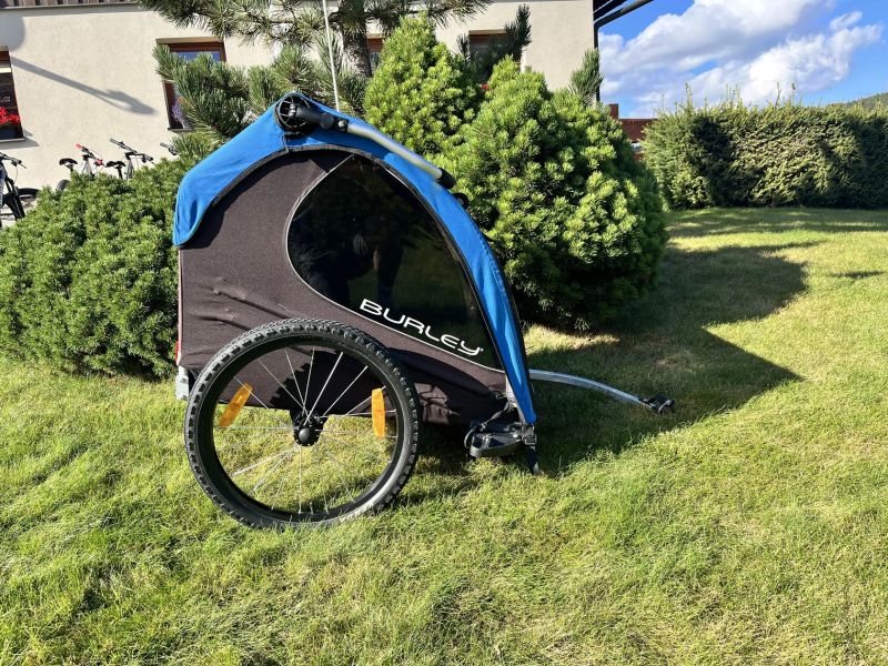 Burley Encore dvoumístný dětský vozík