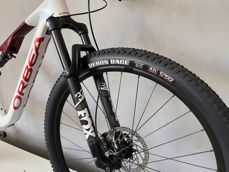Orbea Oiz H30 White Chic
