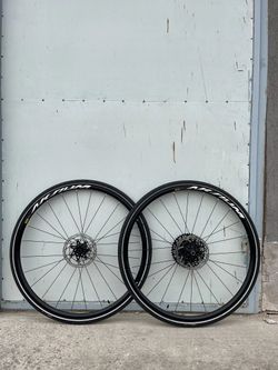 Mavic AKSIUM DISC
