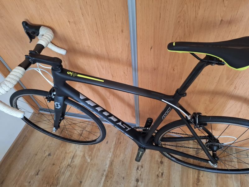 Scott Addict 2018 na Camp Record titanium 