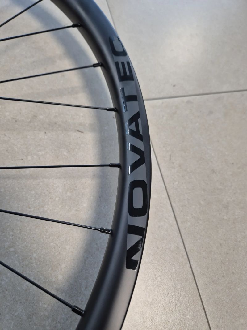 Novatec m30/m35 karbon mullet 