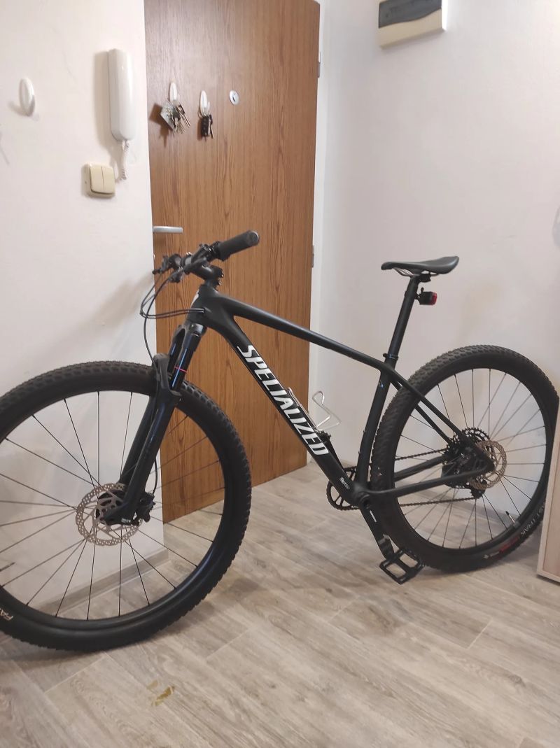 Specialized Epic HT Carbon (M) horské karbonové kolo 29"