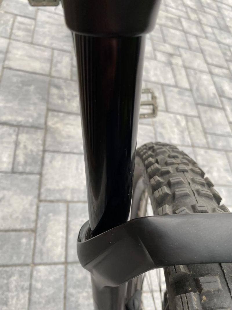 RockShox Tapered Sektor RL DebonAir - 150 mm 29”, velmi dobrý stav