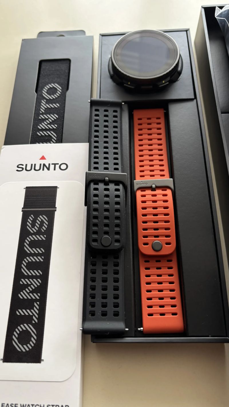 SUUNTO VERTICAL TITANIUM SOLAR CANYON