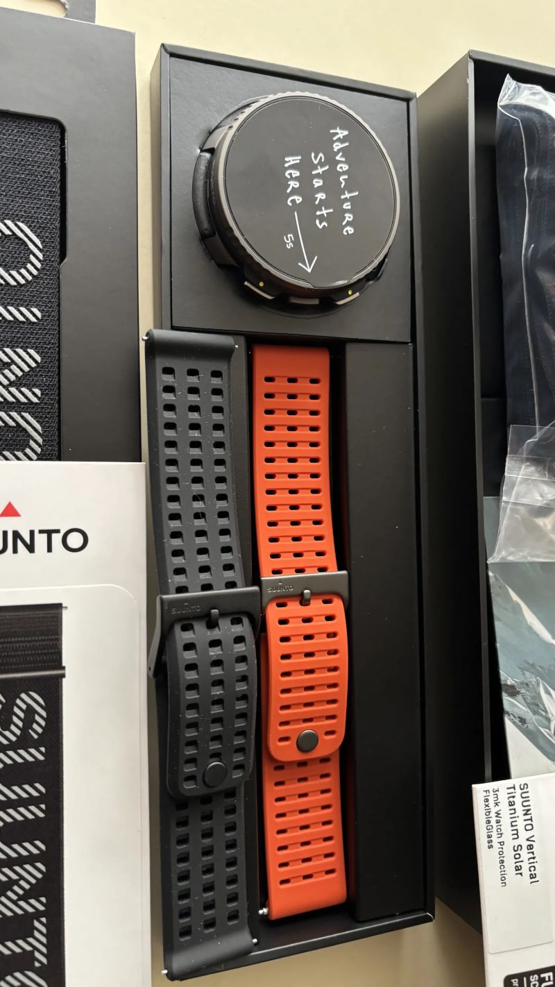SUUNTO VERTICAL TITANIUM SOLAR CANYON