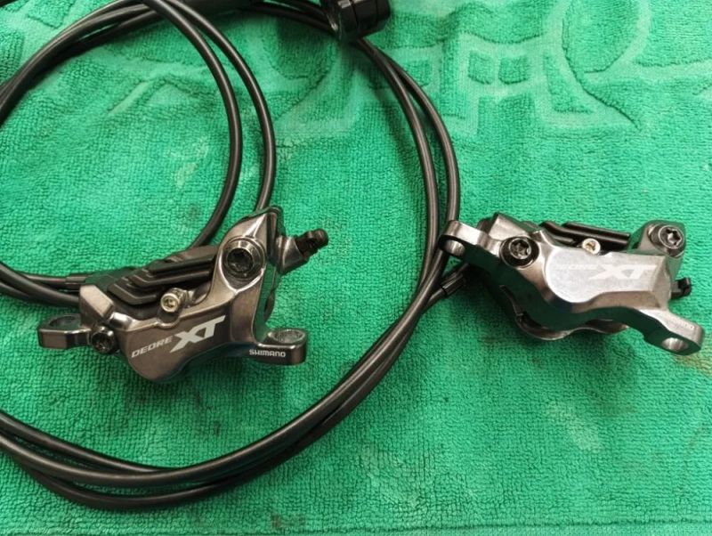 Brzdy Shimano deore XT BR-M 8120 přední+zadní