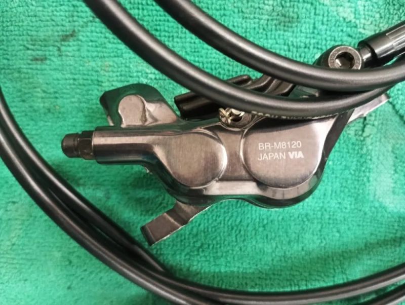 Brzdy Shimano deore XT BR-M 8120 přední+zadní