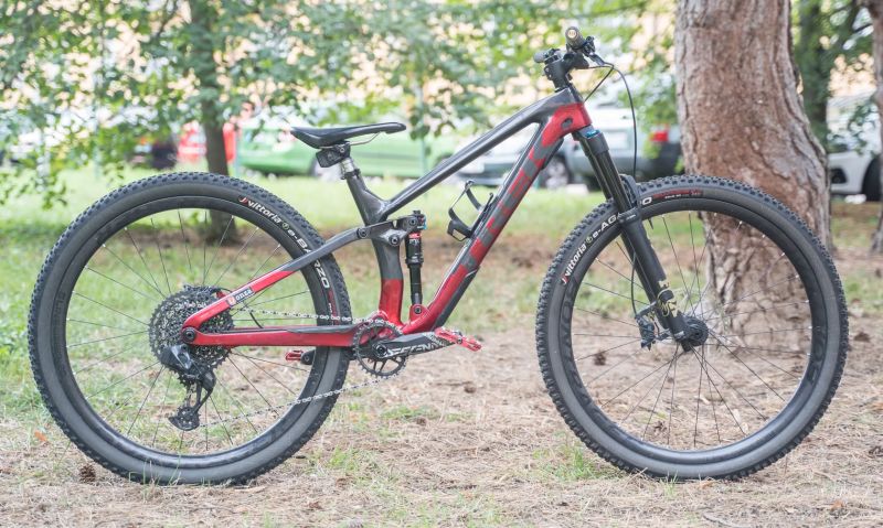 TREK FUEL EX 9.8 AXS