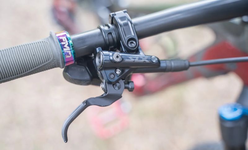 TREK FUEL EX 9.8 AXS