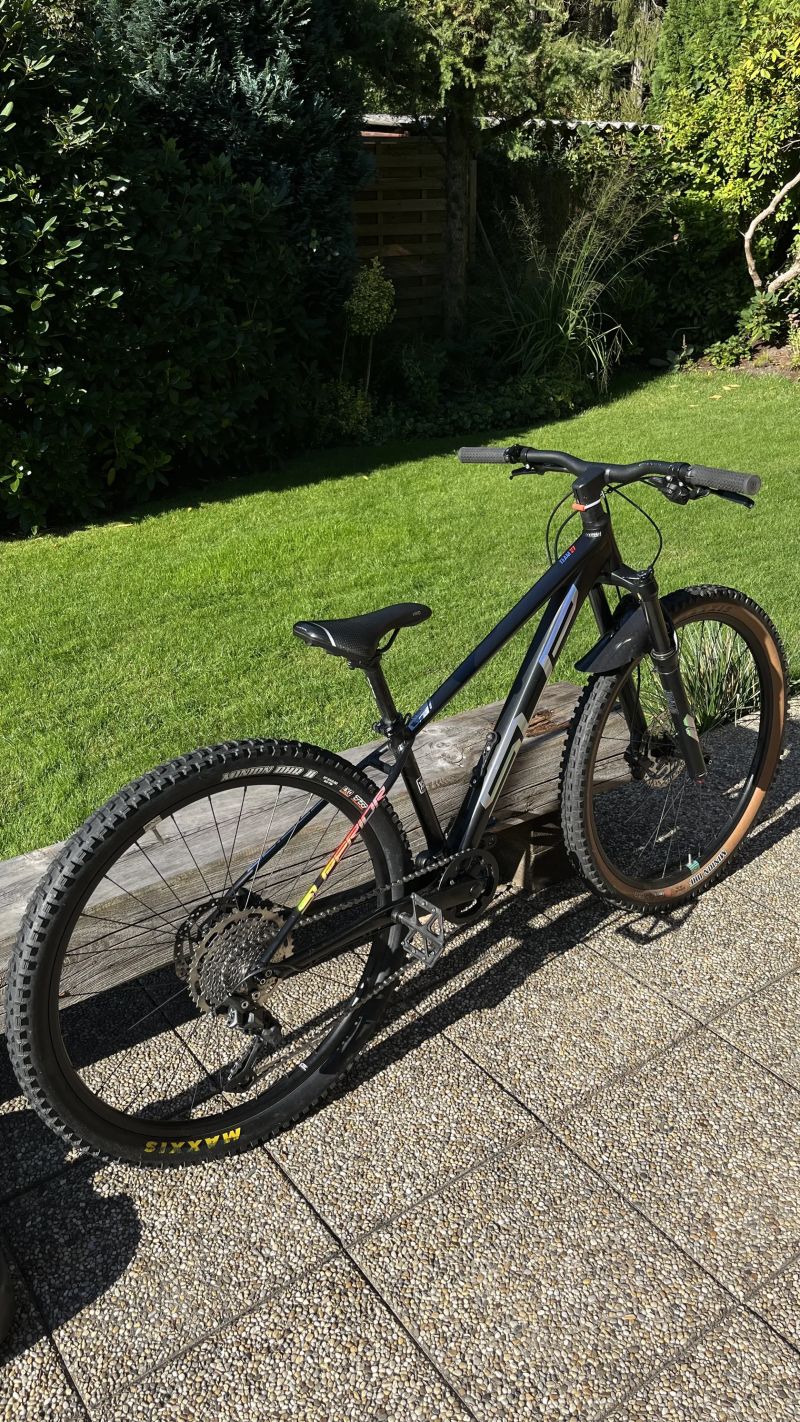 Superior Team 27 Elite XS