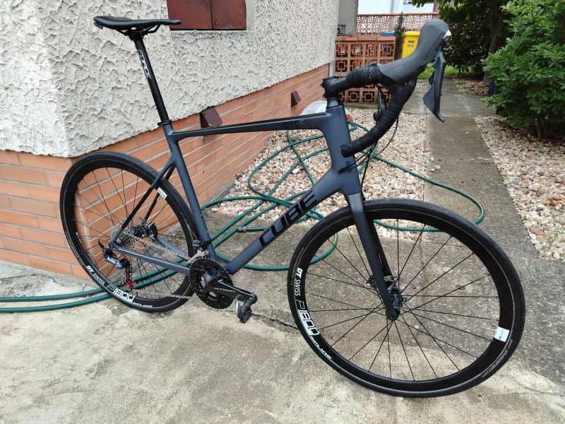 Cube Attain GTC SLX carbon ́n ́black