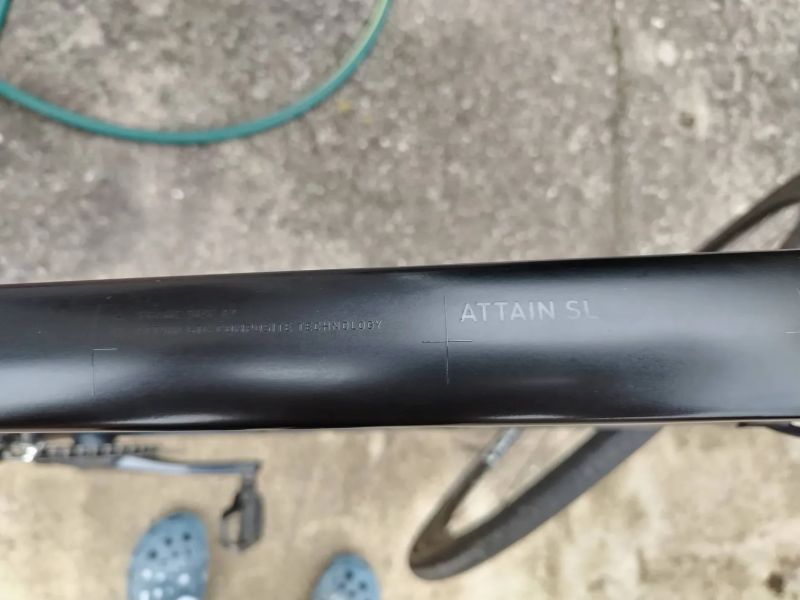 Cube Attain GTC SLX carbon ́n ́black