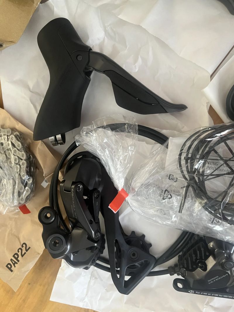 Kompletní sada Shimano Ultegra 2x12s Di2 typ 8170, hydraulika, NOVÁ
