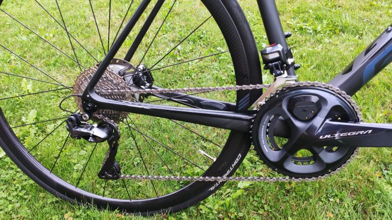 Giant Defy XL di2 2x11, karbonová kola