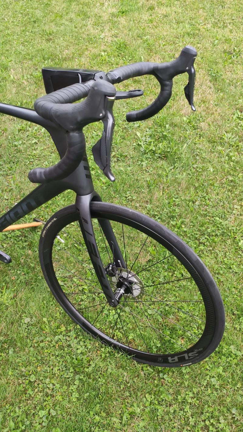 Giant Defy XL di2 2x11, karbonová kola