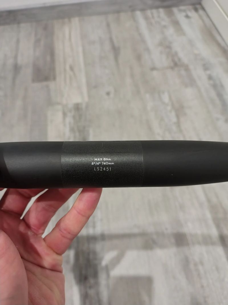 Prodám NOVÁ karbon řidítka Newmen Carbon Advanced