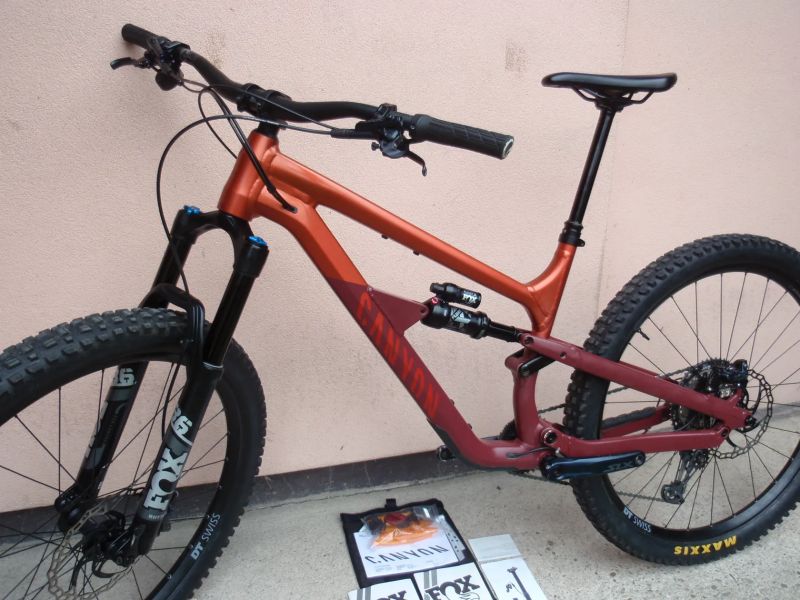 Málo jetý Canyon Spectral 125 AL 6