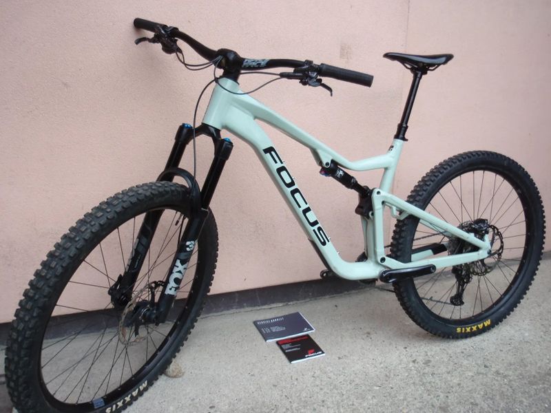 Enduro Focus Jam 6.9 Sky Grey 29"