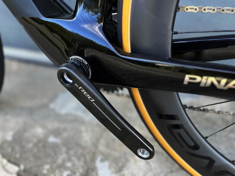 Pinarello Dogma F 2025 (NOVÉ)