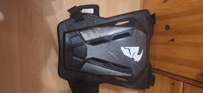 Páteřák Thor guardian mx