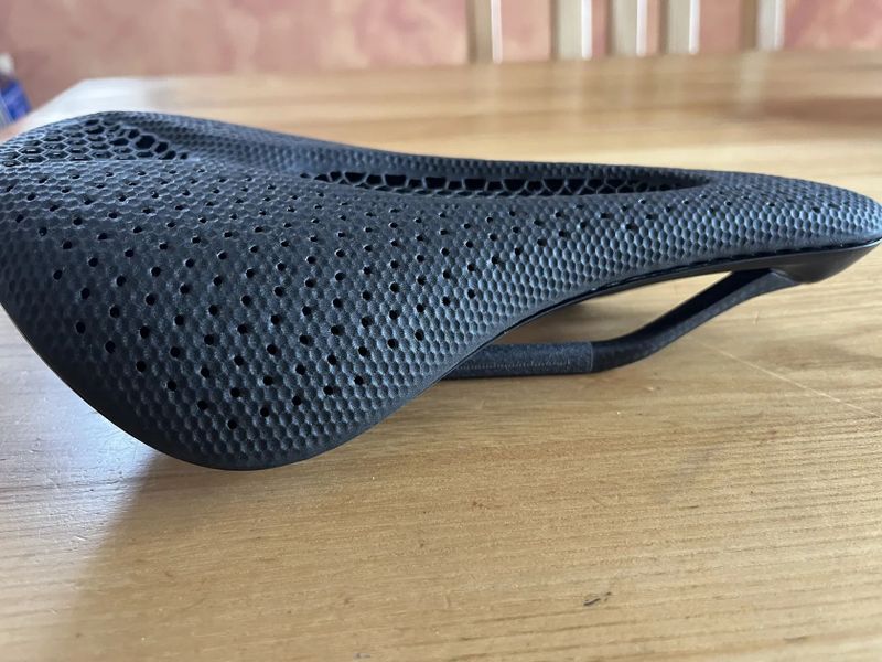 prodám sedlo S-Works Power with Mirror 143 mm NOVÉ !!!!