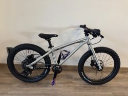 Early Rider Seeker 20