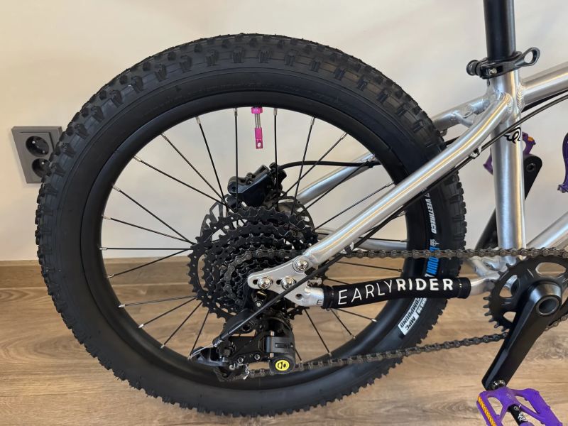 Early Rider Seeker 20