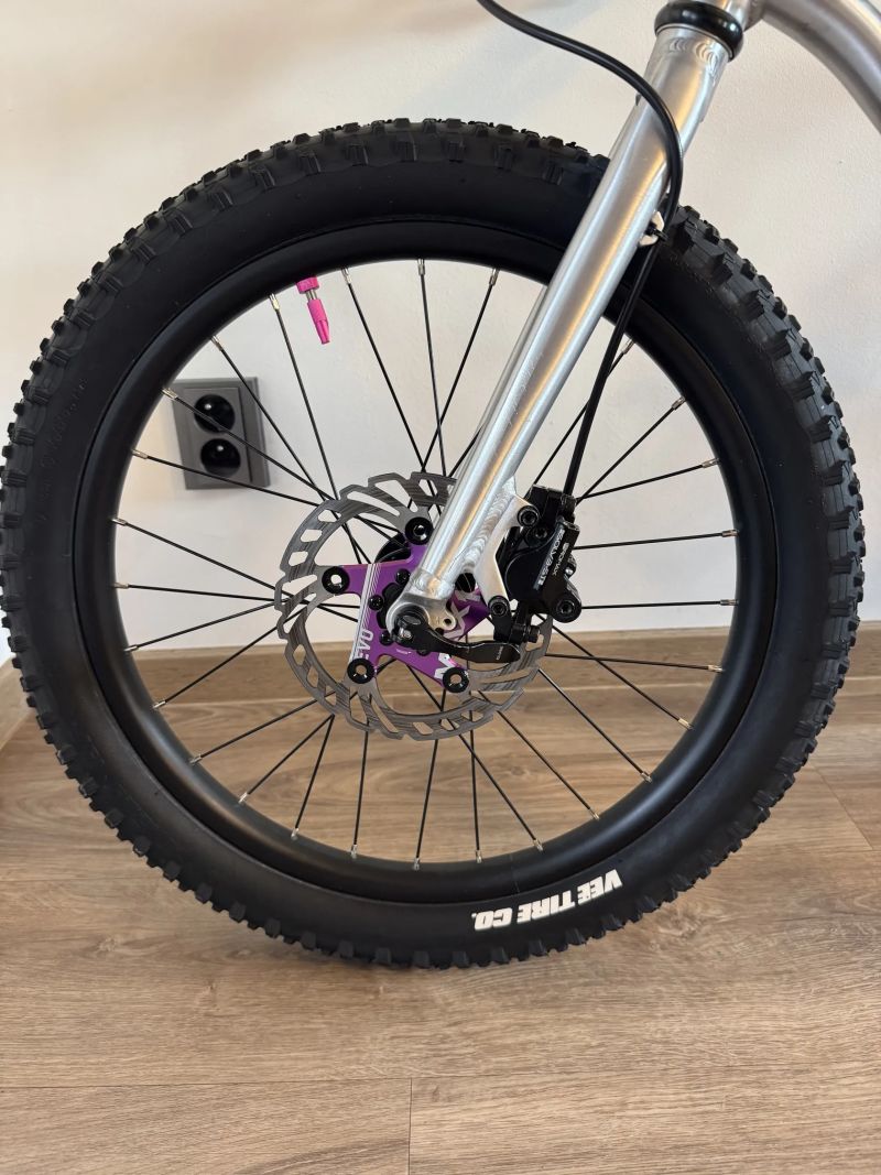 Early Rider Seeker 20