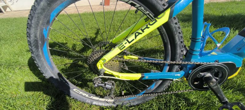 Crussis E-largo 7.5