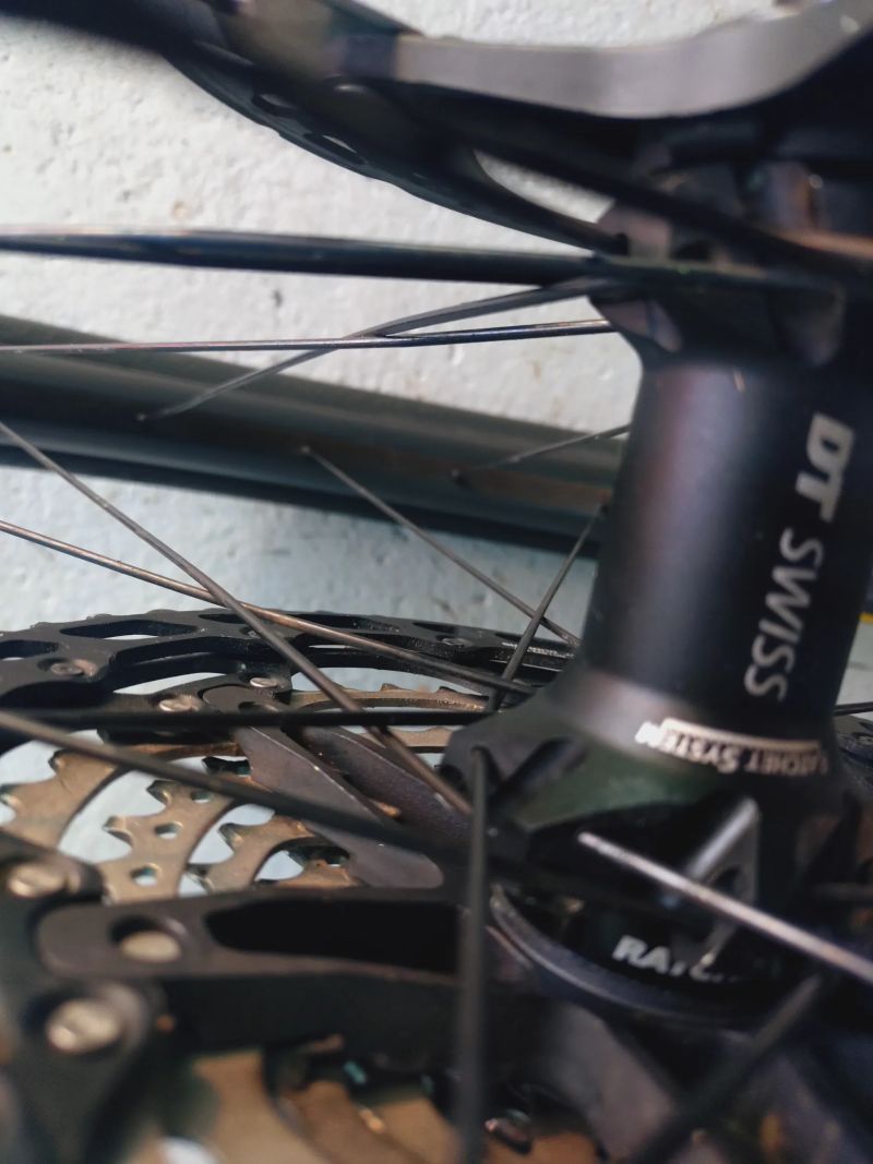MTB kola DT Swiss/JAVAX 
