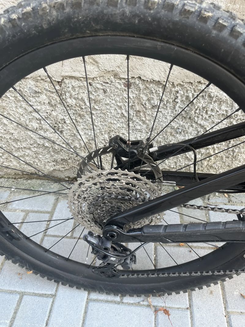 Trek Fuel EXEe 9.8 XT