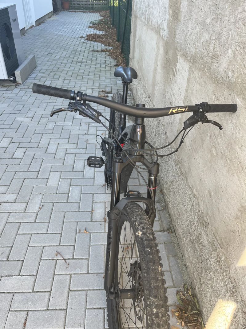 Trek Fuel EXEe 9.8 XT