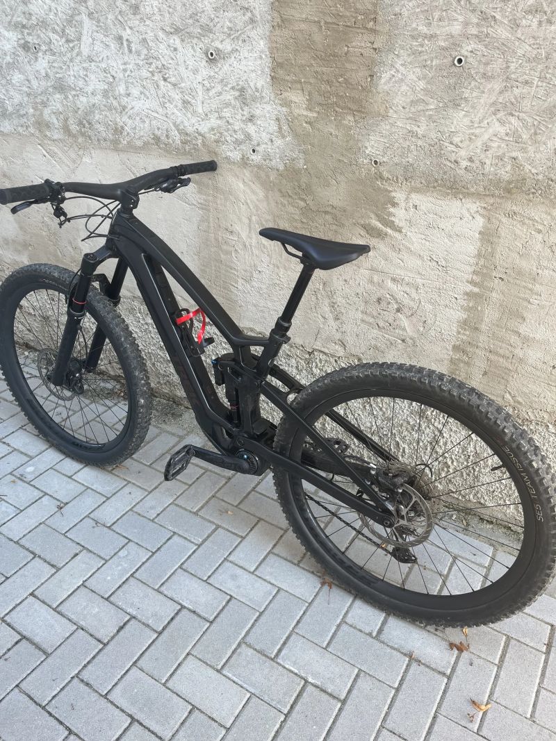 Trek Fuel EXEe 9.8 XT