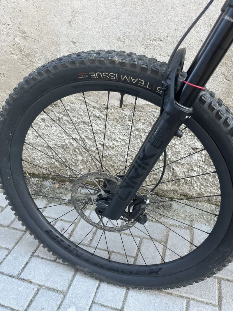 Trek Fuel EXEe 9.8 XT