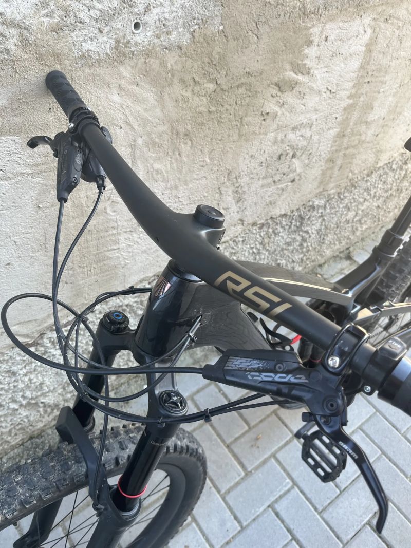 Trek Fuel EXEe 9.8 XT